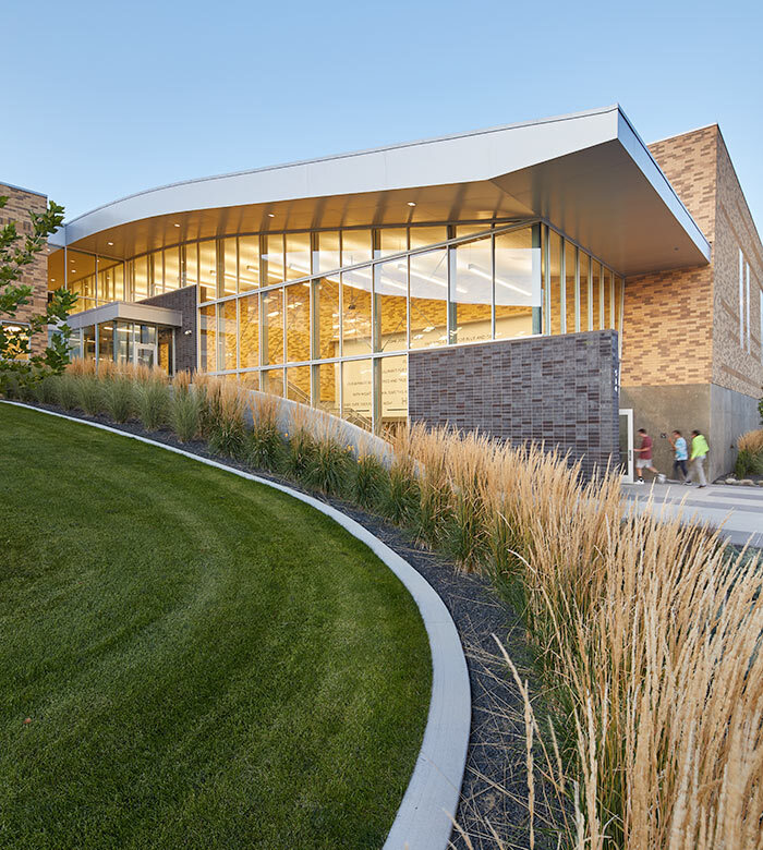 Pullman High School Receives AIA Honor Award NAC Architecture